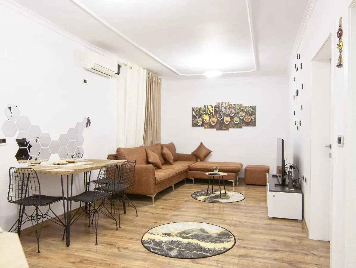 Dea'S Home Tirana Center Albanien